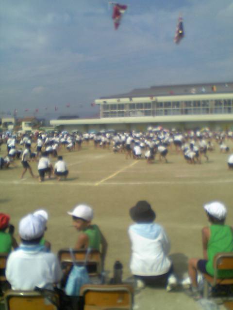 子供の運動会（●＾o＾●）_d0007957_2230173.jpg