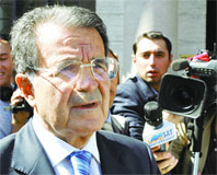 ITALIE Prodi soutient l\'union libre Polémique autour du pacs italien - Le Figaro_d0066343_039288.jpg