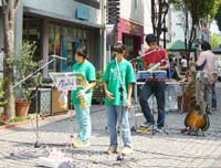 第3回おびさんマルシェ&高知街ラ・ラ・ラ音楽祭_c0027965_110915.jpg