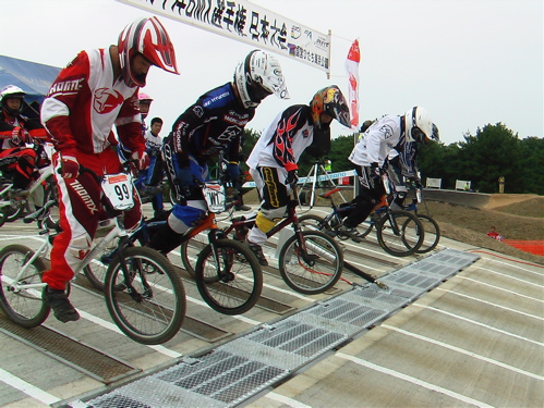 2005UCI環太平洋BMX選手権日本大会DAY1 14~16クラス_b0065730_20533966.jpg