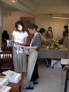 自由が丘のしあわせな午後。_a0026127_2310284.jpg