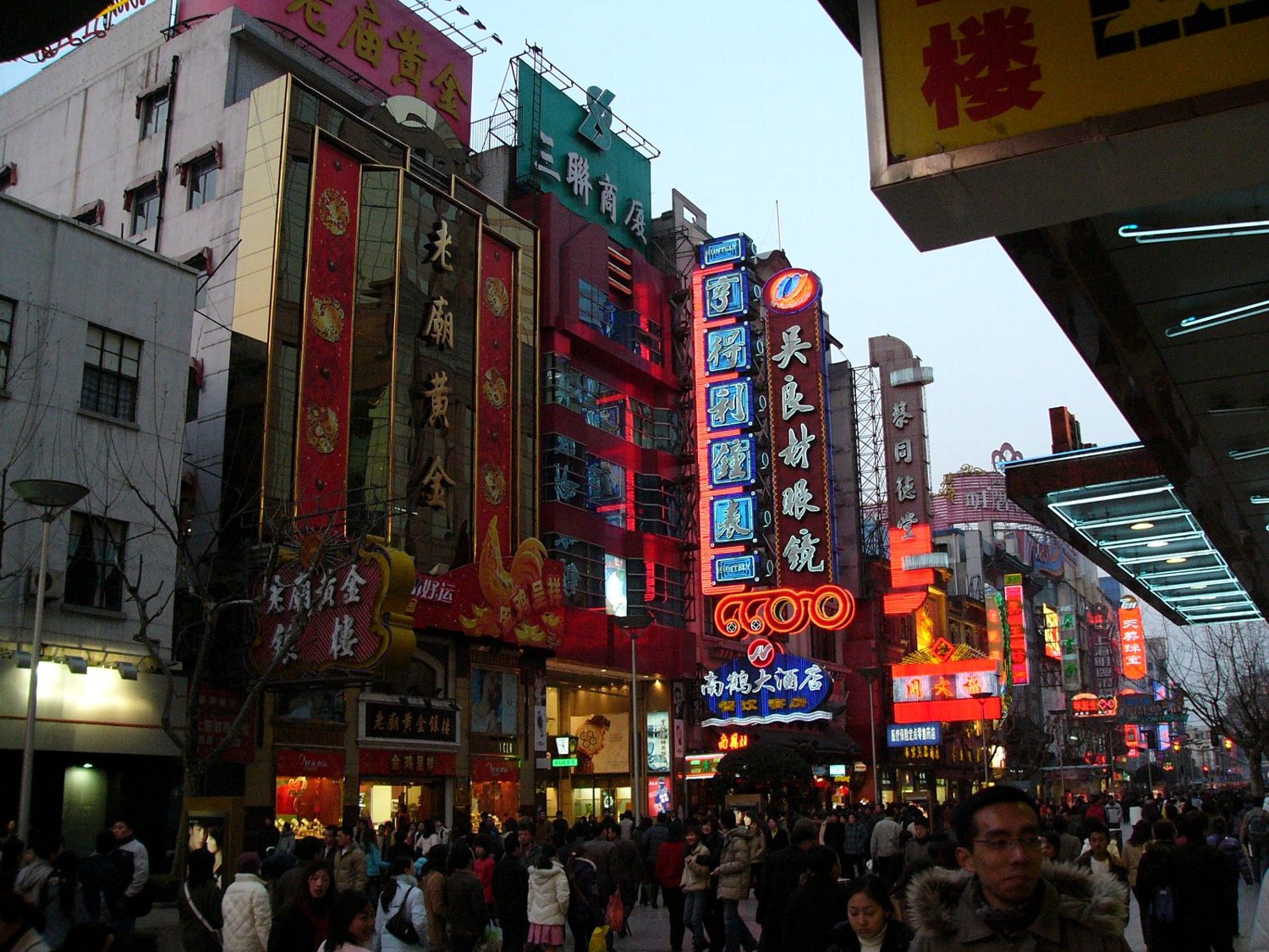 b0069128_0242260.jpg