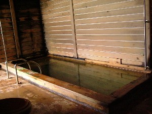 ニセコ薬師温泉旅館 300円 蘭越町_c0062106_1934066.jpg