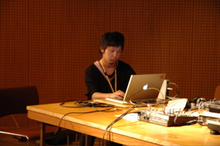 b0017544_2385999.jpg