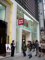 ユニクロ銀座店_e0080345_18144417.jpg