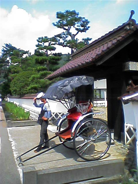 月一コラム_a0036051_23293868.jpg