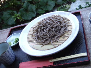 奈良で食べる十割蕎麦と釜飯_e0067563_177713.jpg