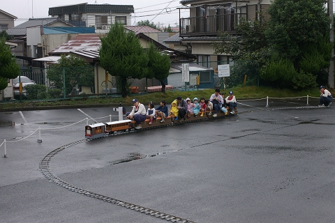 八王子で機関車トーマス_a0009142_0151370.jpg