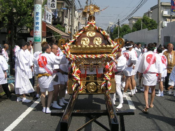 千住本氷川神社・宮神輿_e0035646_15264879.jpg