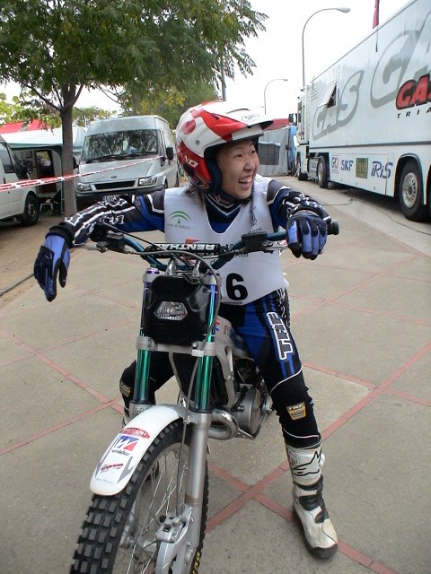 e0003910_21324910.jpg