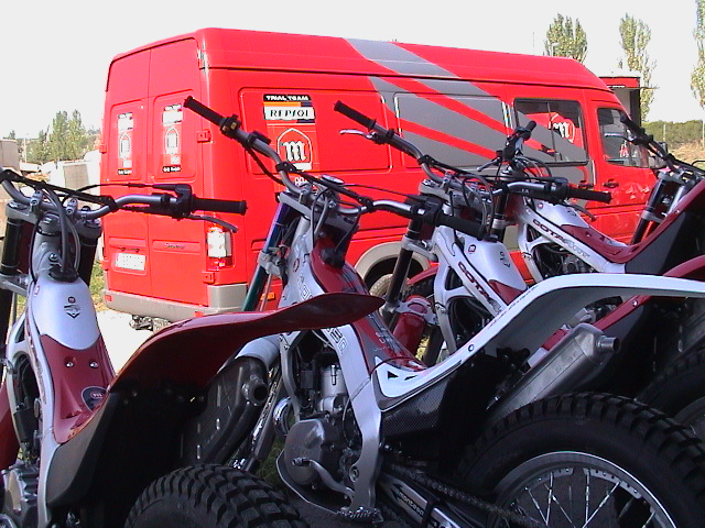 e0003910_2248467.jpg