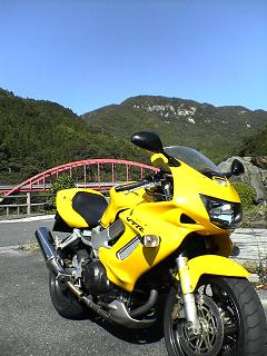 e0045768_2217342.jpg