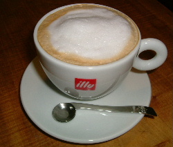 カプチーノ_e0030587_1942567.jpg