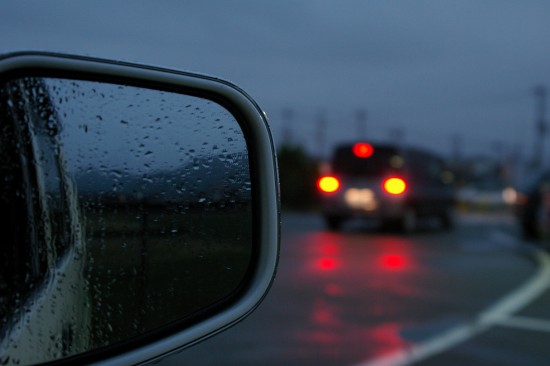 雨降りの駐車場で_e0030599_9173811.jpg