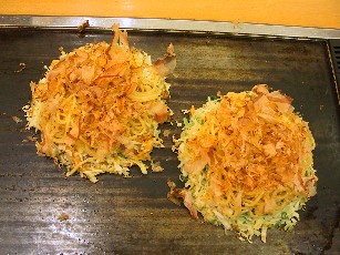 モダン焼きうまい！でも食べ過ぎ！！_b0050104_2313527.jpg