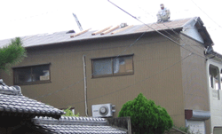 A様邸　瓦・屋根・リフォーム工事中_a0039184_18393090.gif