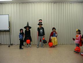 Trick or Treat ?!_c0073649_15361053.jpg