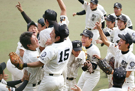 ロッテ優勝・Wソックスは王手・高校野球国体は駒大苫小牧優勝_d0007071_652095.jpg