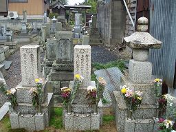 町村家墓所_e0063268_23523920.jpg