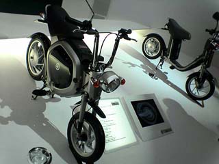 2005年第39回東京モーターショー　2輪車と4輪バギー_a0016730_16423186.jpg
