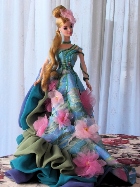 barbie water lily