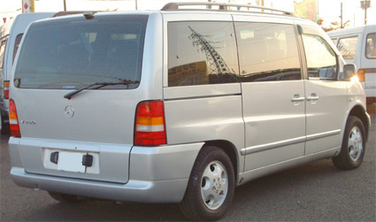 MERCEDES BENZ V230　（激安！）_e0075943_195295.jpg