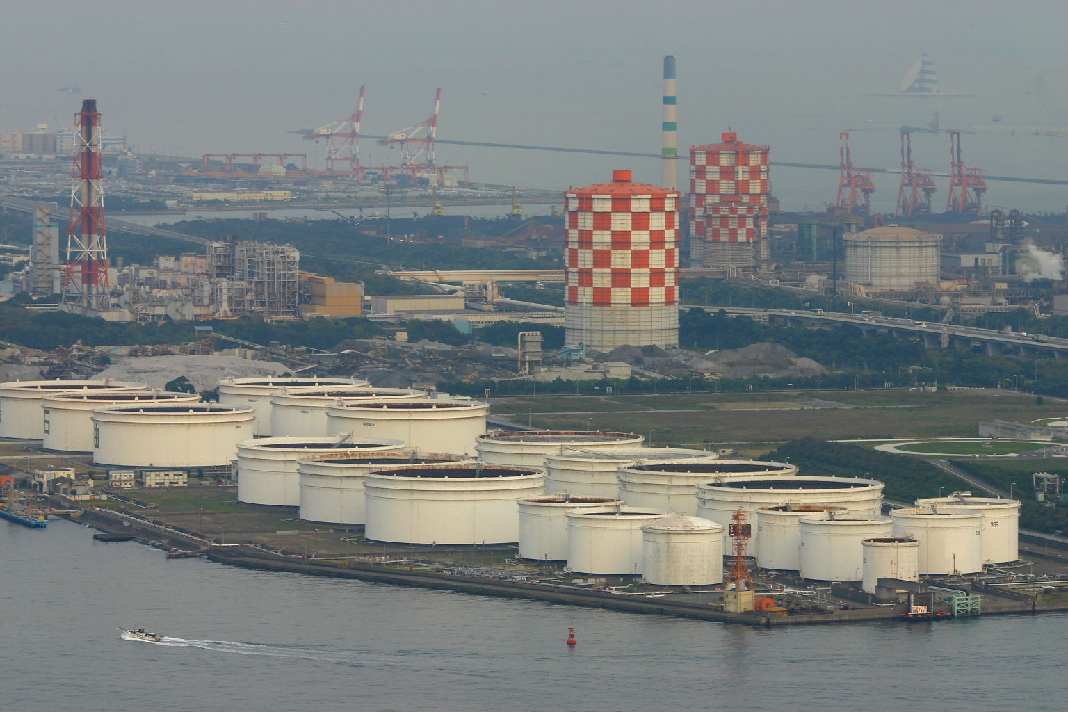 東京電力横浜火力発電所４ Ship Photo