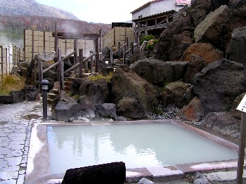 ご注意あれ 女性の方 雪秩父 日帰り温泉の情報 グルメ 北海道の旅
