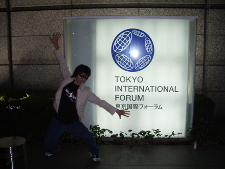 マクドでメイド_b0037464_1734030.jpg