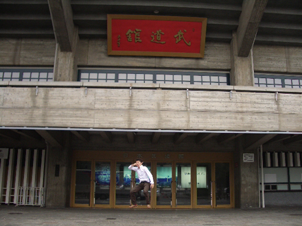 マクドでメイド_b0037464_1735810.jpg