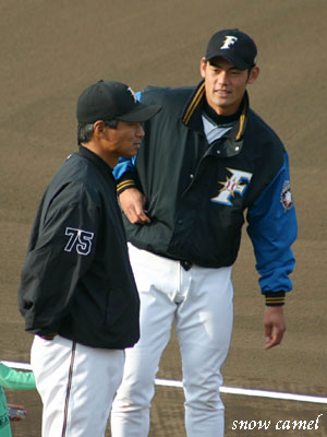 11/23　鎌ヶ谷ファイターズフェスタ2005_b0004104_2119616.jpg