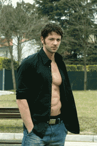 e0001852_22225439.gif