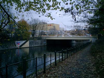 e0038811_98699.jpg