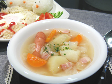 ポトフ風スープ_a0056451_2212380.jpg