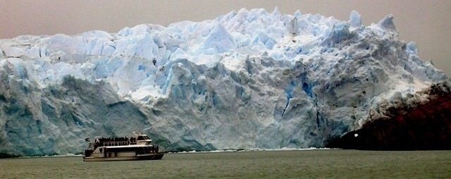 ＜水島夫妻のバイクの旅＞ 　ペリトモレノ氷河_c0011649_8542877.jpg