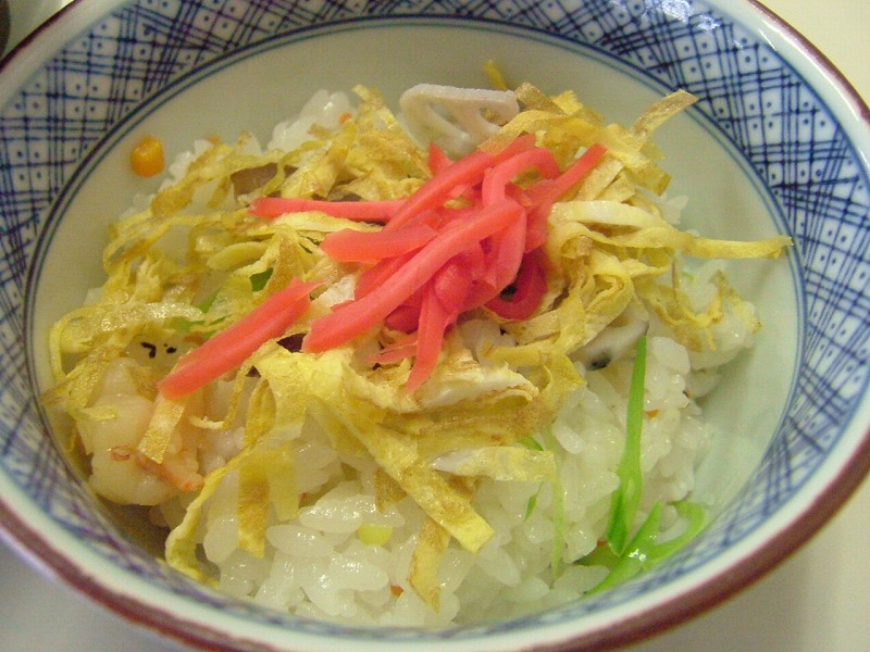 本日のさぬきうどん　黄金うどん小３２０円（めん　高松市） _d0021356_21245632.jpg