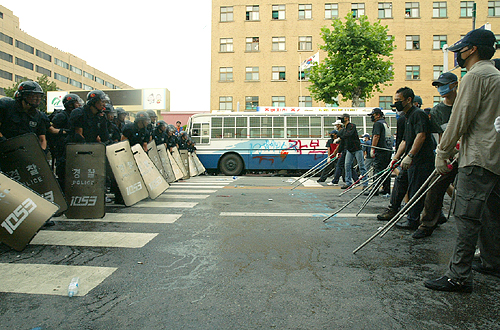 Photos of 의무경찰 義務警察_c0011078_21382052.jpg