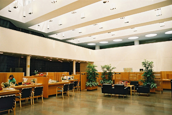 電力会社ビル Municipal Electric Office Building (1967~73) A.AALTO /  Helsinki Finland  No.9/18_c0044801_882996.jpg