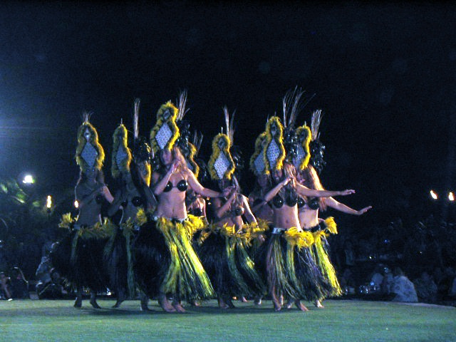 マウイ旅行　－Old Lahaina Luau－_e0076257_1411457.jpg