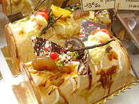 クリスマスのお菓子 ビュッシュ・ド・ノエル_c0024345_1055090.jpg