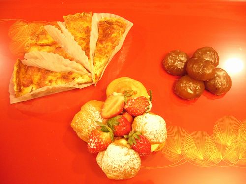 新年明けましておめでとうございます_a0053662_3571746.jpg