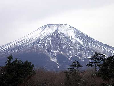 今年の富士山は薄化粧_a0001068_10574714.jpg