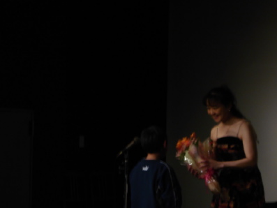 f0024708_18215472.jpg