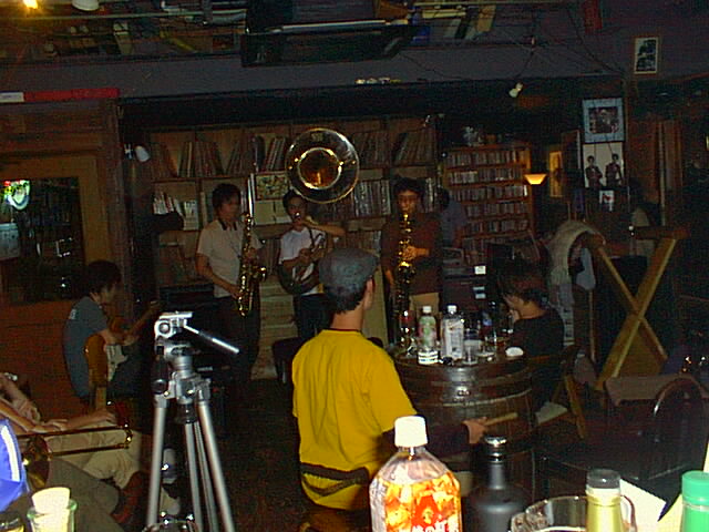 「CAFEWEEK藤沢」その１　REAL BRASS Live!_c0007525_2385426.jpg