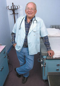 SRS surgeon Stanley Biber dies_d0066343_23525010.jpg