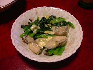 牡蠣と春菊のチーズ焼き_e0037055_2156587.jpg