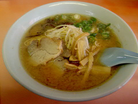 香港飯店のみそラーメン_e0005253_91030100.jpg