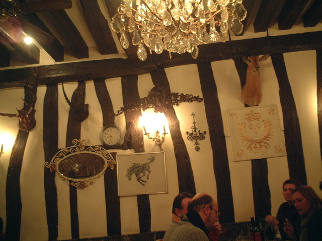 ■サンジェルマンの安定食屋RUE GREGOIRE DE TOUR_d0053315_19202126.jpg