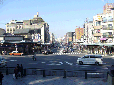 f0052756_2156173.gif