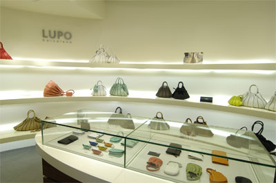 LUPO ルポバルセロナ バッグ LUPO ルポバルセロナ バック - メルカリ